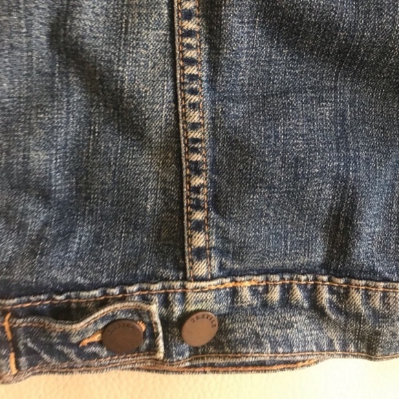 Textile by Elizabeth and James denim jacket - Picture 5 of 7